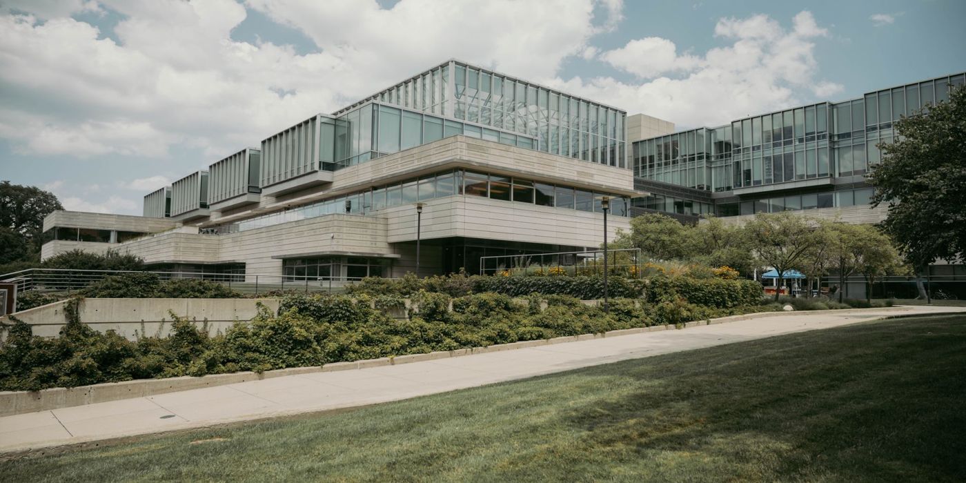 Bangunan kampus universiti moden